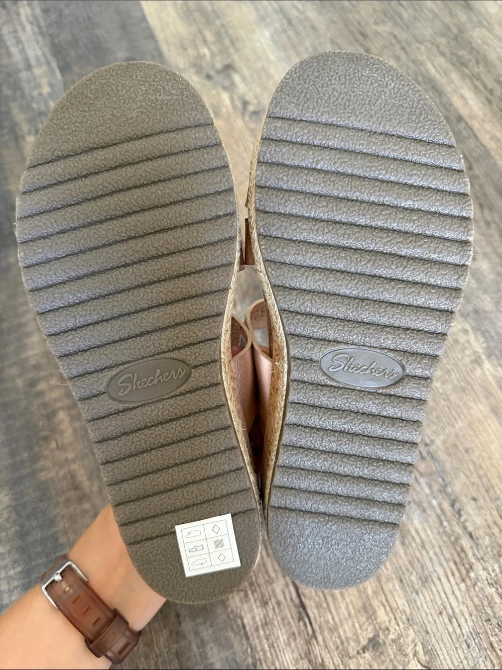 Skechers X Martha Stewart Breezie-Shiny Luster Wedge Sandals US 6.5 Rose Gold